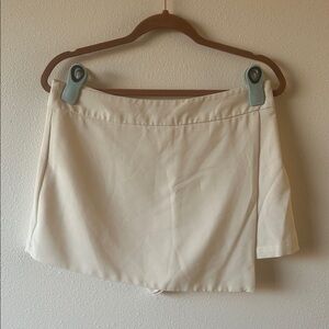 Forever 21 Cream Women's Skort